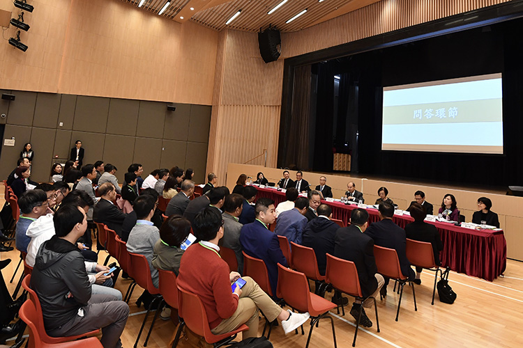 CS meets new District Council members (2020.1.10)