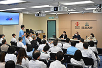 醫務衞生局局長視察基督教聯合醫院（附圖）